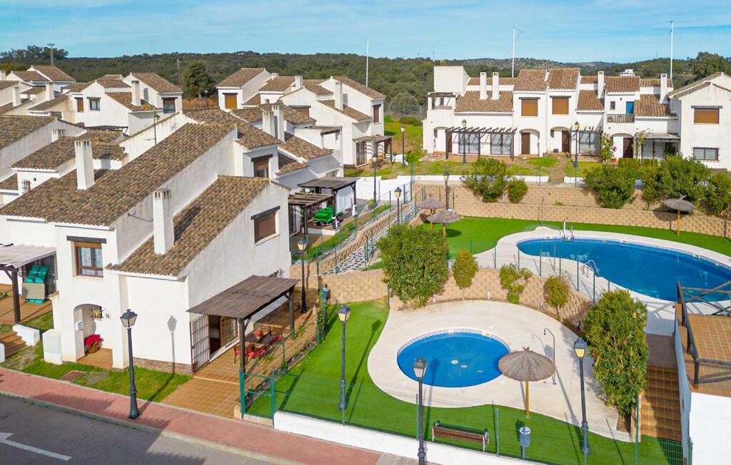Suite En Sierramagna, Piscina Abierta El Ronquillo Exteriör bild